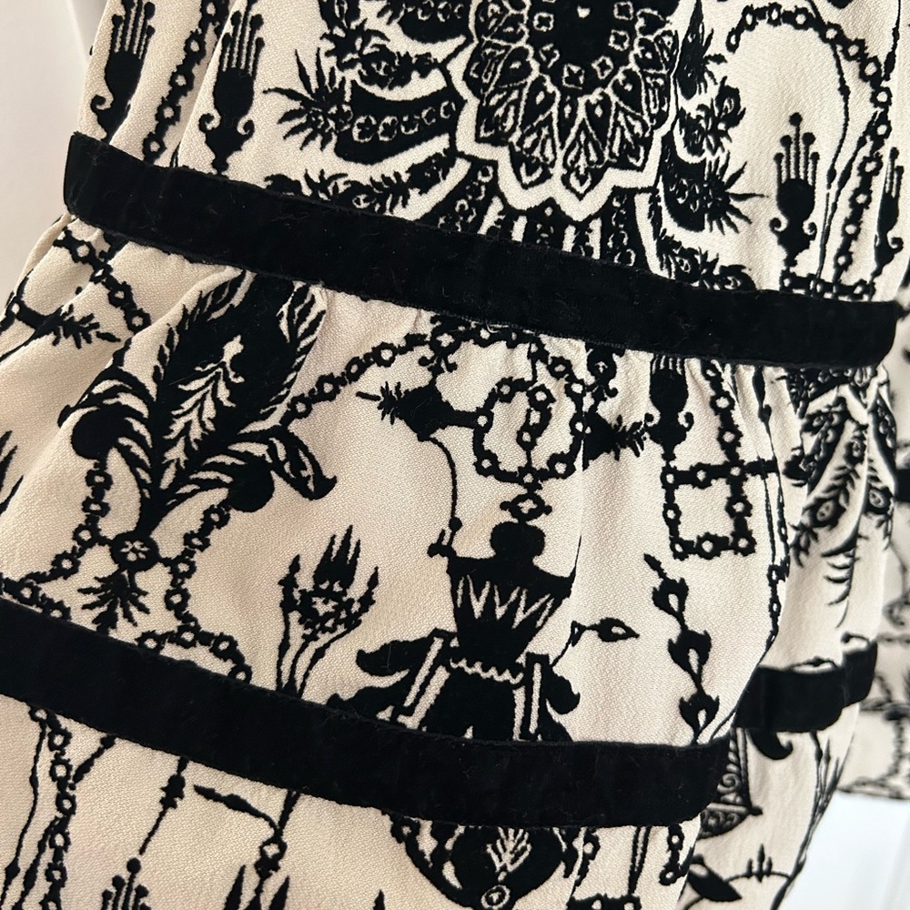 Diane Von Furstenberg Black and White Silk Dress - Picture 3 of 7